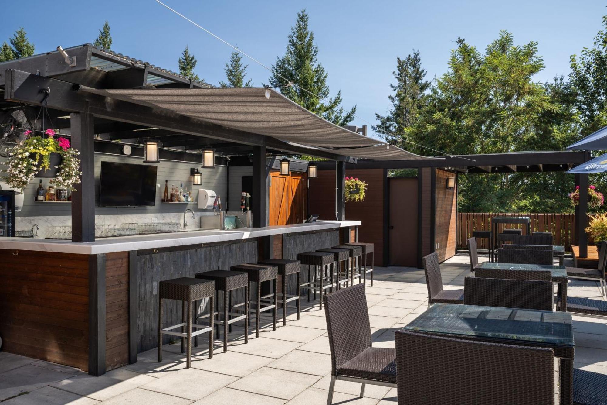 Four Points By Sheraton Victoria Gateway Langford Εξωτερικό φωτογραφία