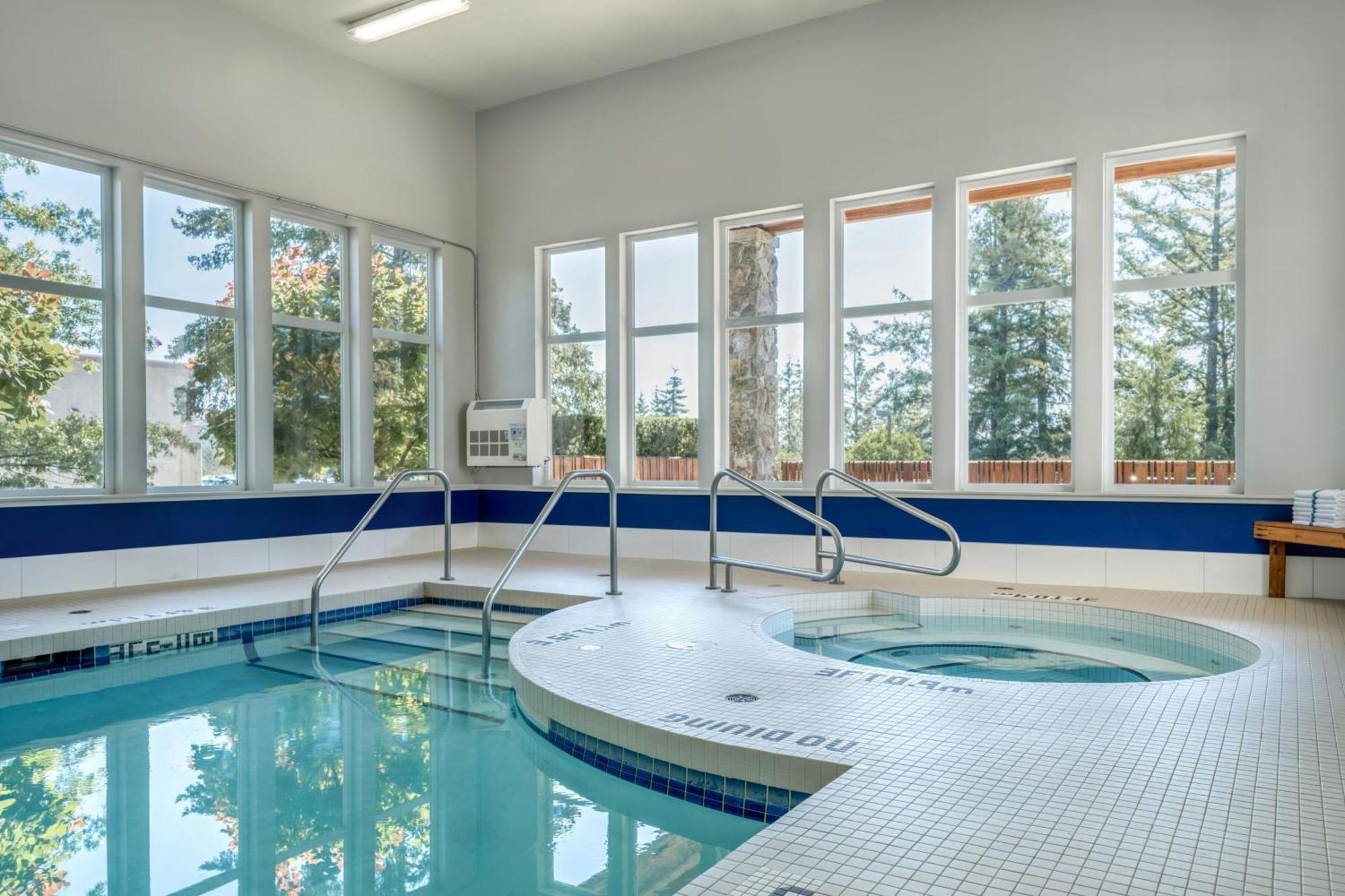 Four Points By Sheraton Victoria Gateway Langford Εξωτερικό φωτογραφία